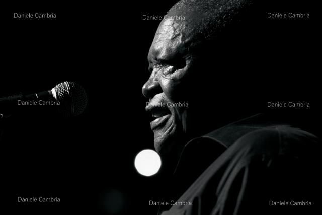 Hugh Masekela (25)
